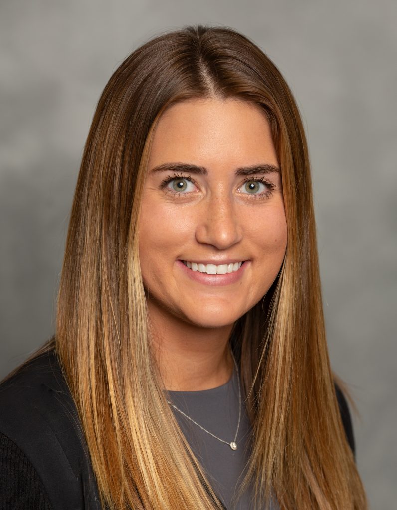 headshot of Mary Schmidt smiling into the camera